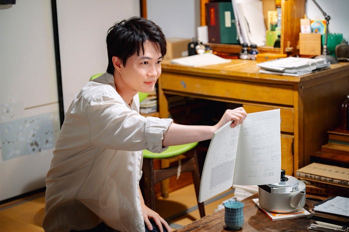 【海に眠るダイヤモンド 第3話】いづみ、玲央を自宅に招いた狙いは？端島では映画デビュー賭けバトル勃発