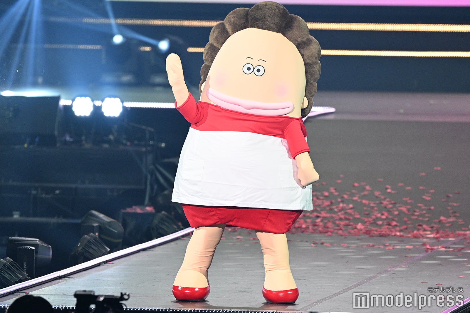 （C）モデルプレス