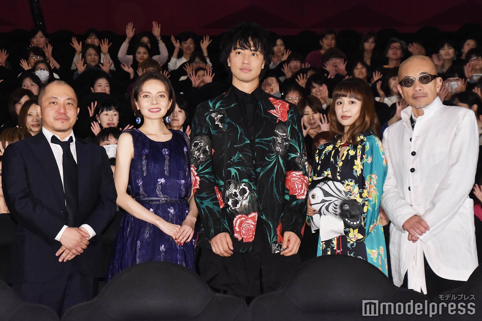 白石和彌監督、ベッキー、斎藤工、もも、竹中直人 （C）モデルプレス