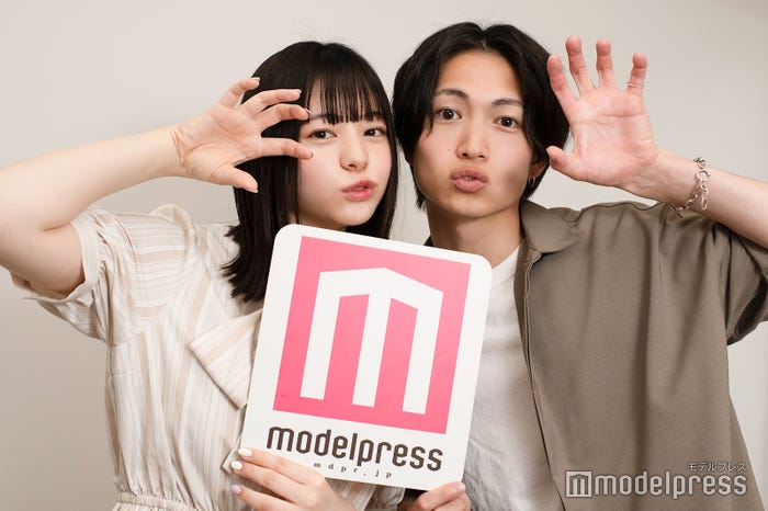 吉田伶香、綱啓永(C)モデルプレス