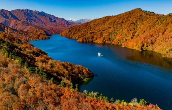 秘境に広がる秋の絶景に癒やされよう！新潟・魚沼市の隠れた紅葉名所5選