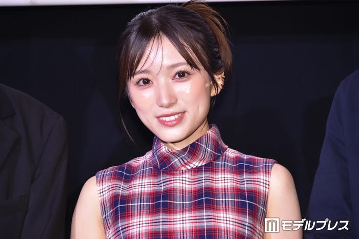 矢吹奈子(C)モデルプレス