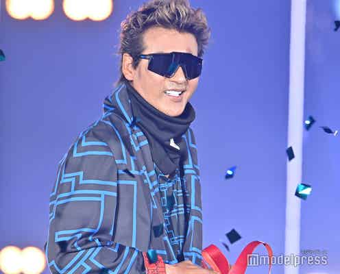 BIGBOSS新庄剛志、TGCサプライズ登場 “プロ野球監督史上初”<TGC 2022 S/S>