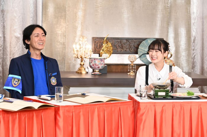 (左から)矢部浩之、森七菜(C)日本テレビ