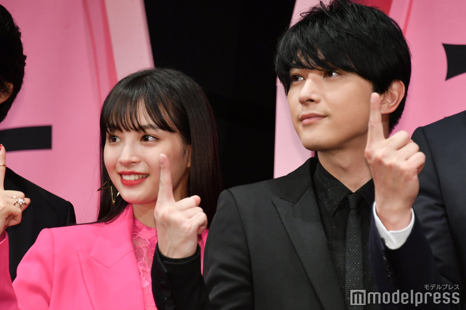 広瀬すず、吉沢亮 （C）モデルプレス