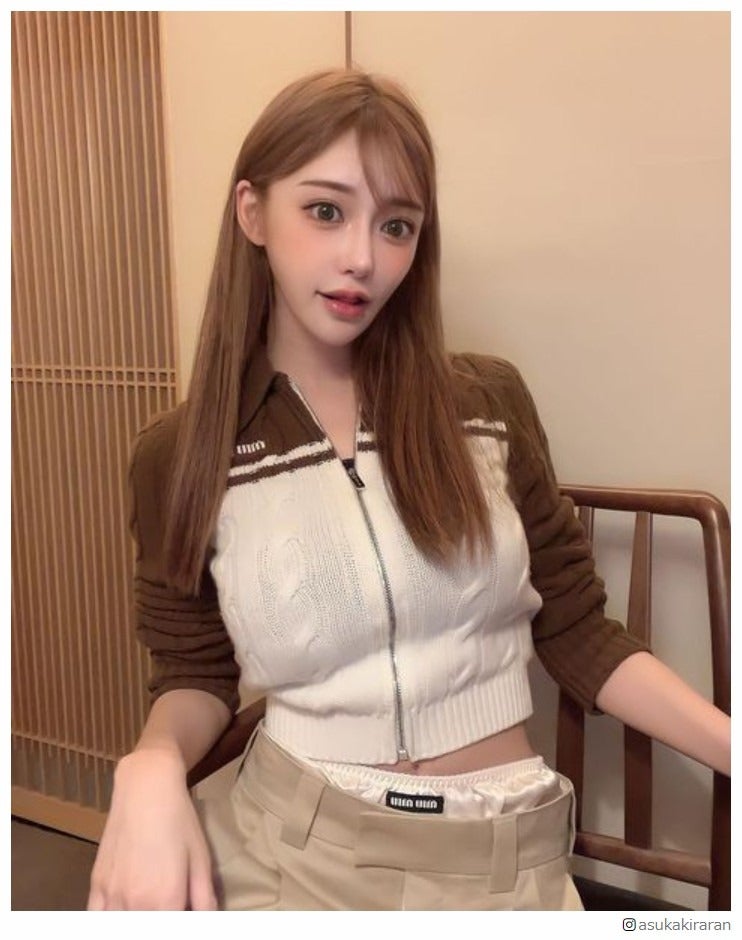 明日花キララ、“人生初”ショートヘアにイメチェン「最高に可愛い」「お人形さんみたい」の声