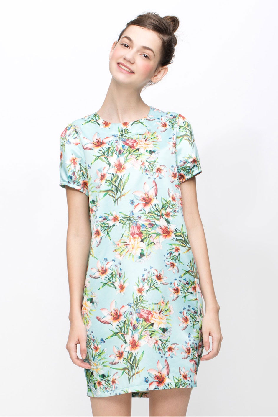 トロピカルプリントワンピース「riana」6,480円（税込）