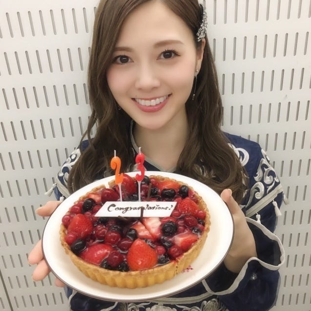 白石麻衣/画像提供:講談社