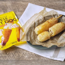 おうちでチーズホットグ。カルディの専用ミックス粉は水だけで作れる!