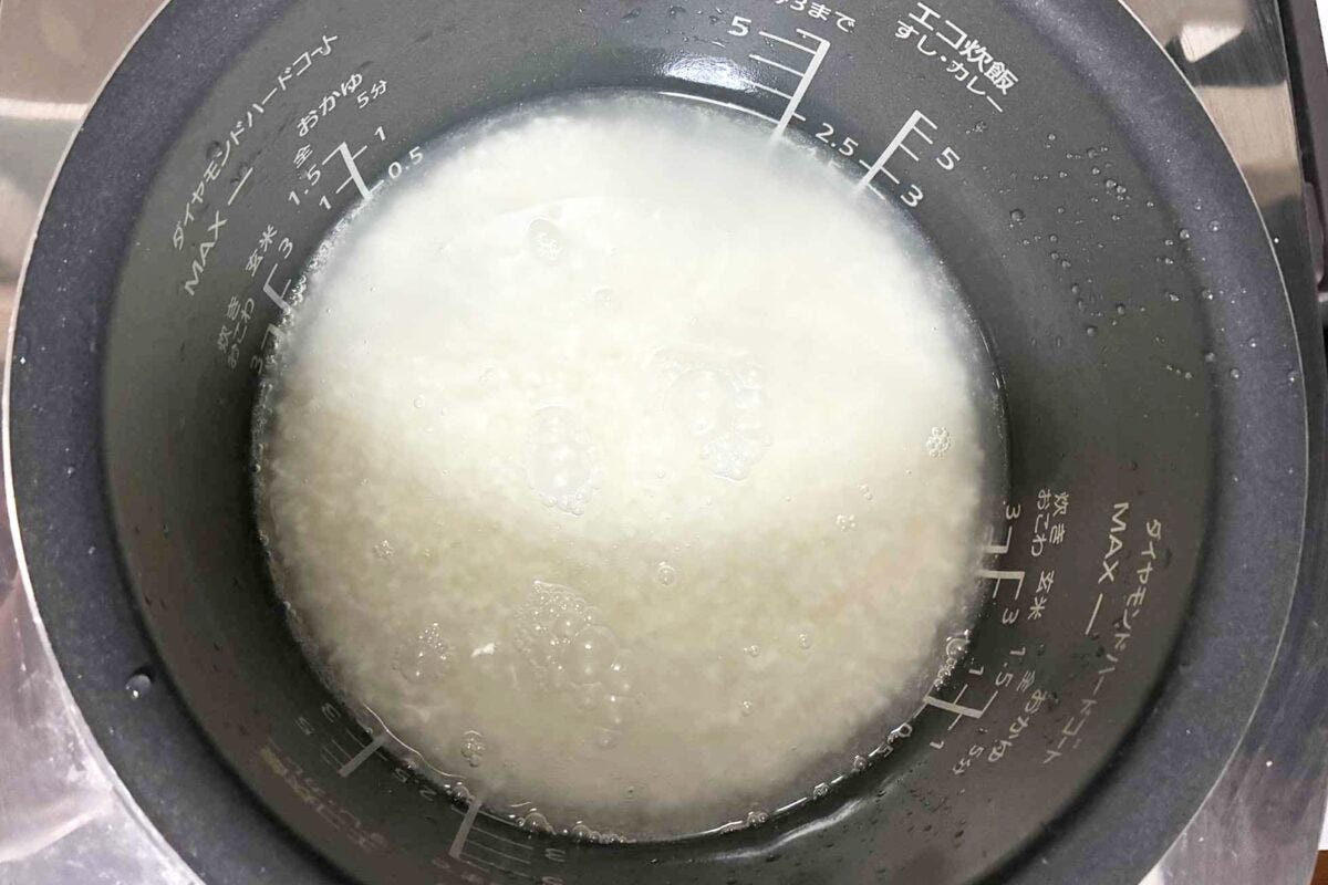 炊飯・炭酸水・ごはん