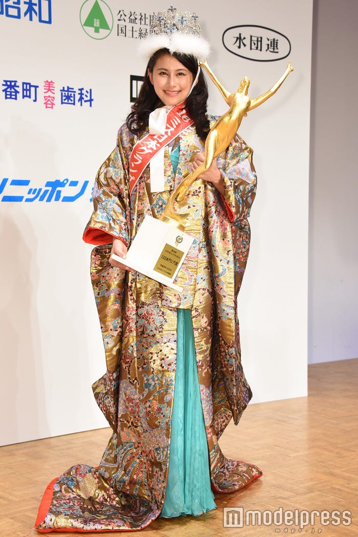 16ミス日本 歳の女子大生がグランプリ 驚きと涙の栄冠 モデルプレス 16ミス日本 歳の女子大生がグランプリ 驚きと涙の栄冠 モデルプレス