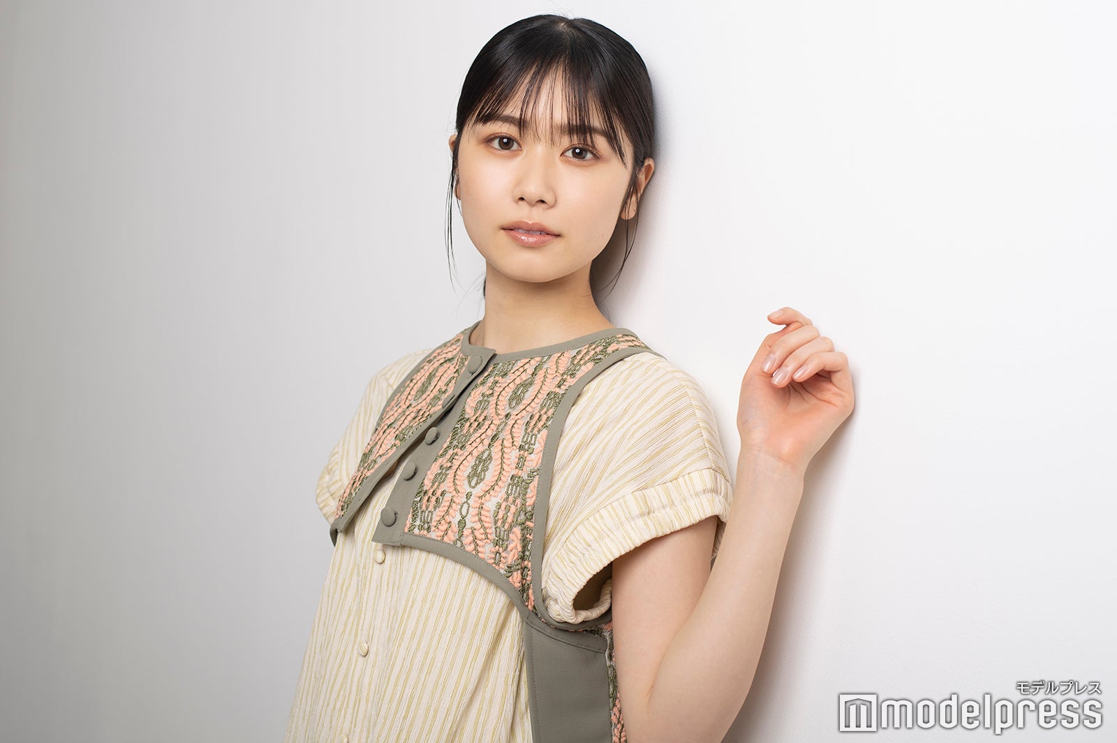 丹生明里（C）モデルプレス