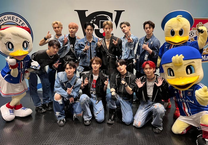 JO1(C)LAPONE Entertainment