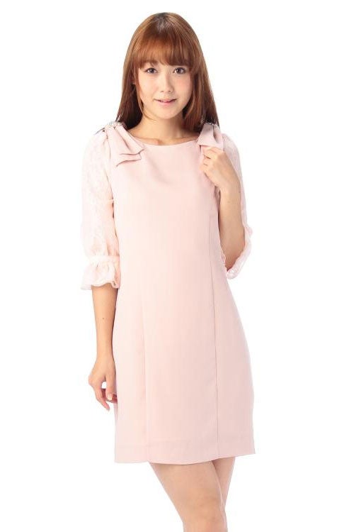 Iラインパーティーワンピ「JugeETTA」10,432円（税込）