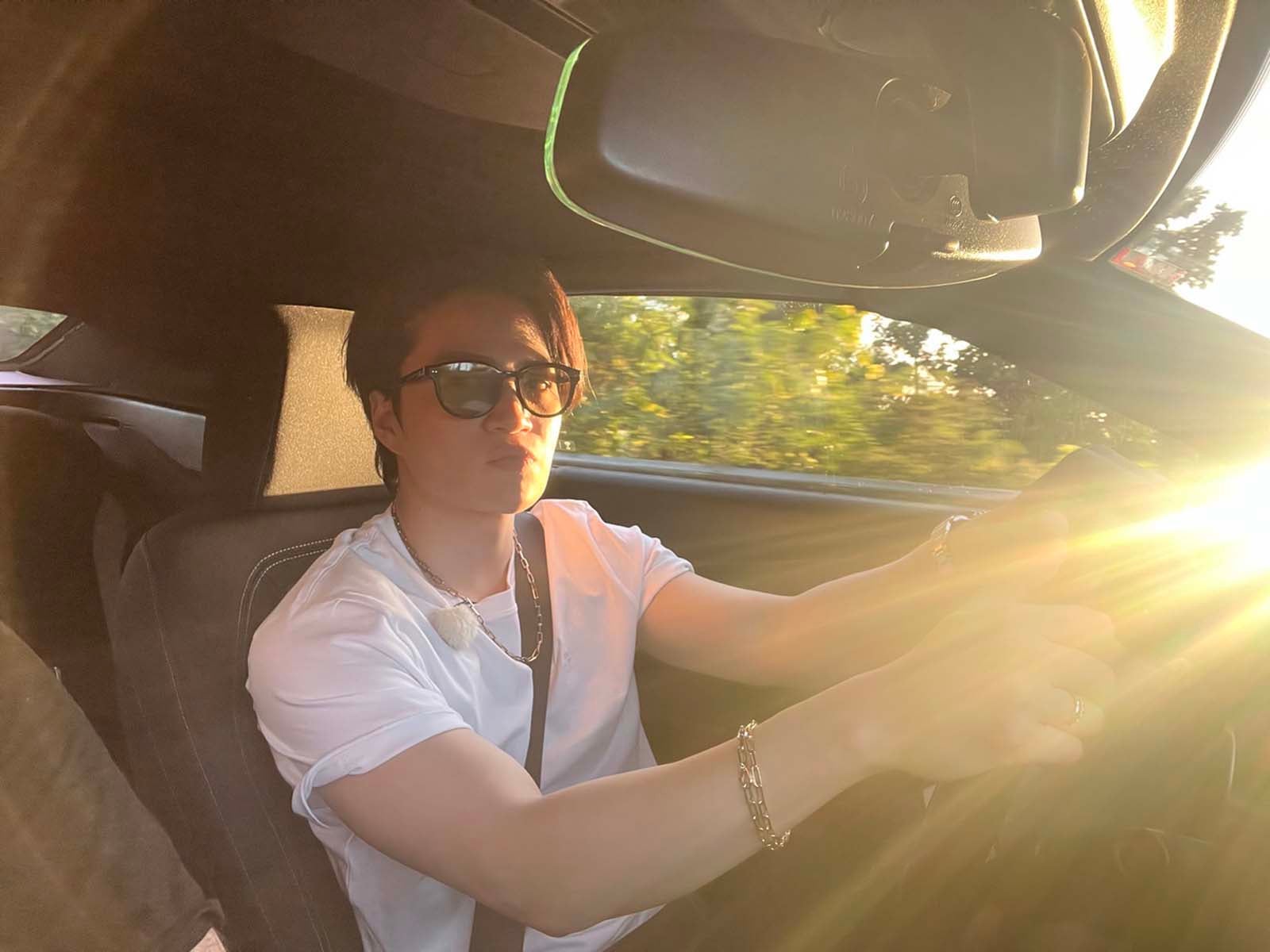 timelesz菊池風磨、誕生日記念で「何かオモ」初の海外ロケへ 同行人は“TJのM”・トラブルも勃発