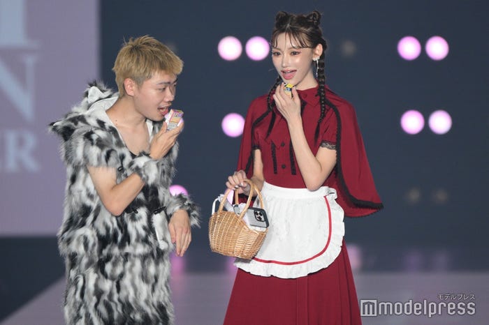 ヒロック、明日花キララ(C)モデルプレス