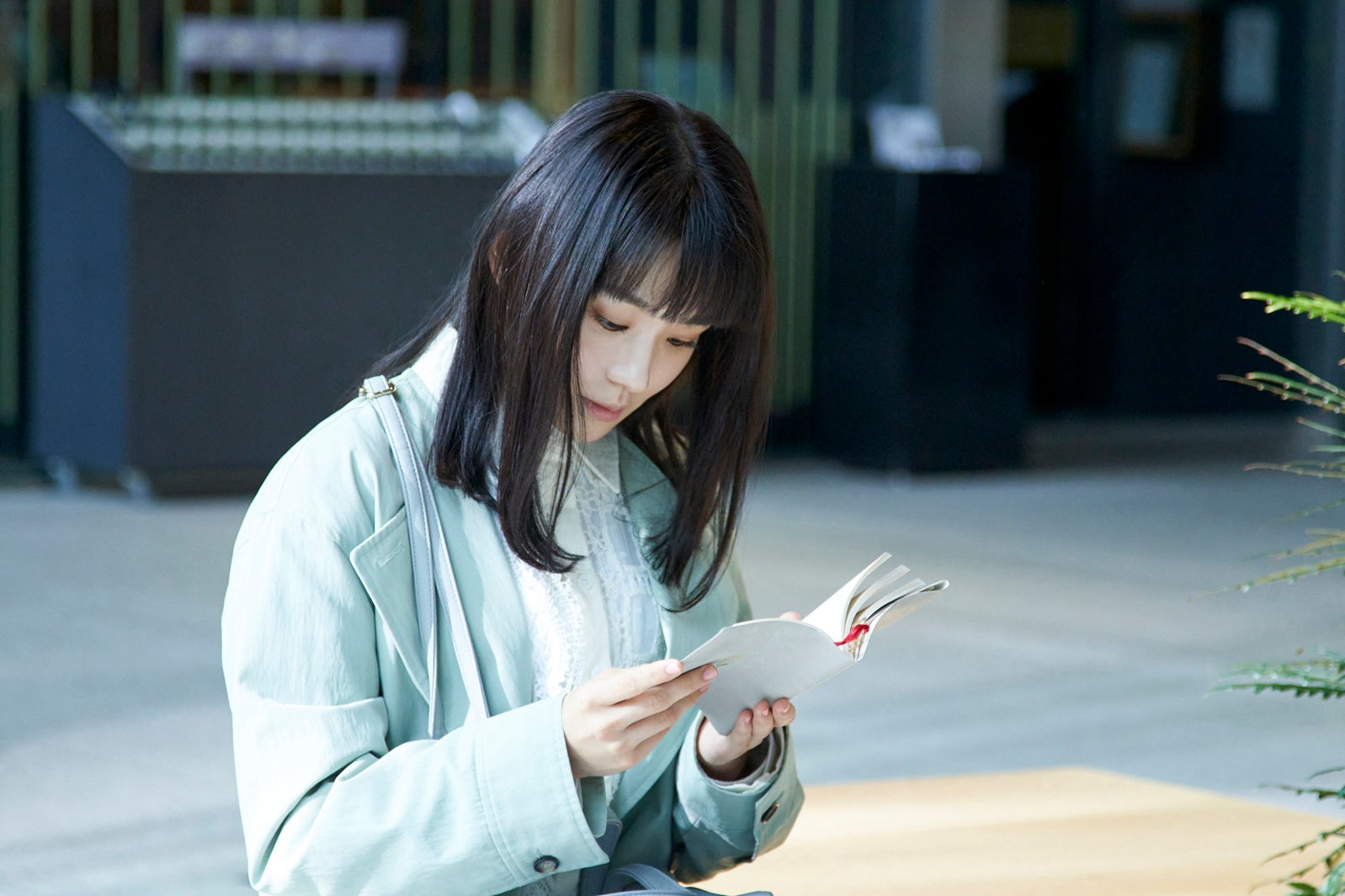 奈緒（C）2024　映画「傲慢と善良」製作委員会