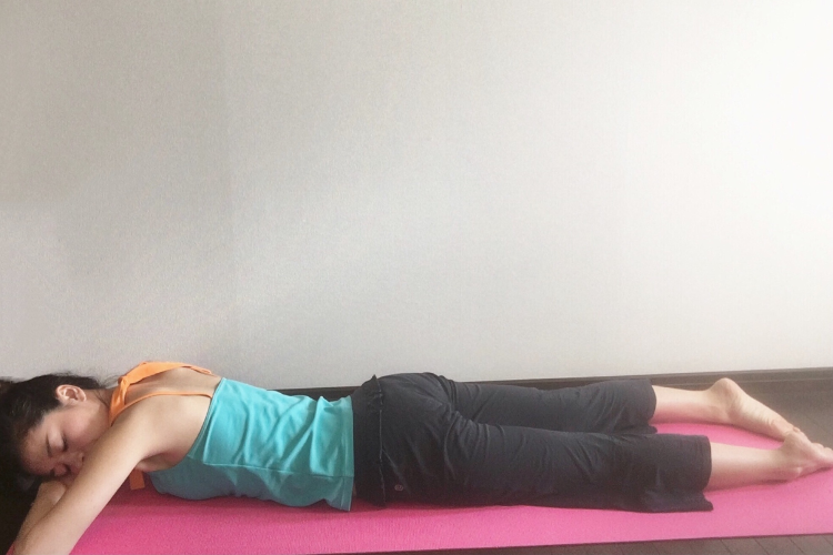 マカラ・アーサナ