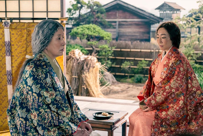 高畑淳子、山田真歩「どうする家康」第35話より(C)NHK
