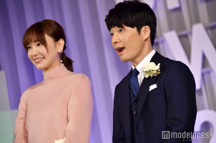 星野源「!!」(C)モデルプレス