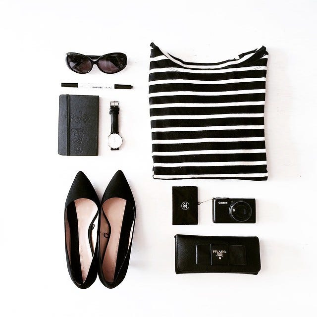 おしゃれさんのカバンの中身をご紹介 大人女子の厳選された必須アイテムって モデルプレス おしゃれさんのカバンの中身をご紹介 大人女子の厳選された必須アイテムって モデルプレス