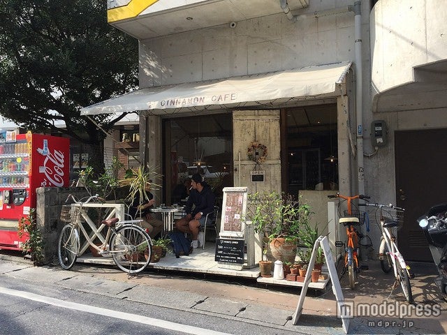 沖縄観光中に立ち寄りたい 1人でもくつろげる隠れ家カフェ 女子旅プレス