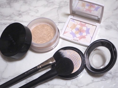 パウダーは三角ゾーンを意識する