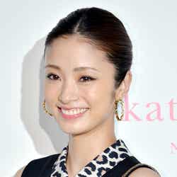 「ケイト・スペード」20周年イベントに出席した上戸彩