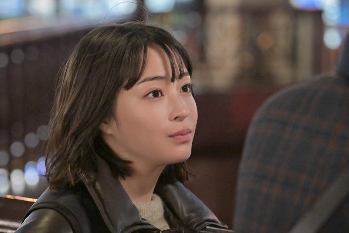 広瀬すず「クジャクのダンス、誰が見た?」第8話(C)TBS