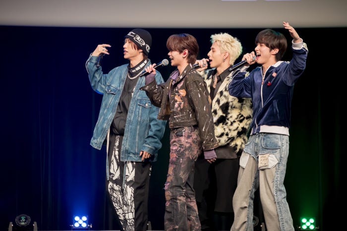 池崎理人、藤牧京介、西洸人、尾崎匠海(C)LAPONE Entertainment