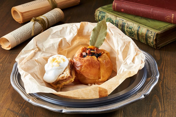 契約のリンゴ～焼きリンゴのデザート～／画像提供：ユー・エス・ジェイ