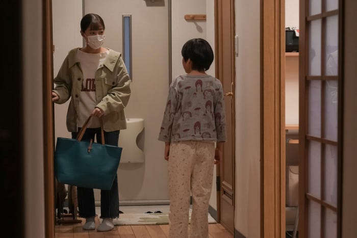 橋本環奈、宮崎莉里沙「おむすび」第112話(C)NHK