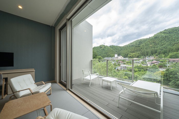 星を眺めるための部屋4階スタイリッシュ宙/画像提供:一般財団法人休暇村協会