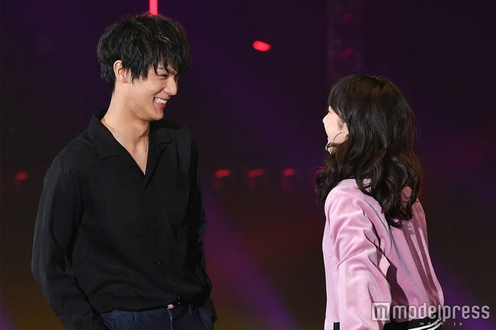 中川大志、平祐奈 (C)モデルプレス