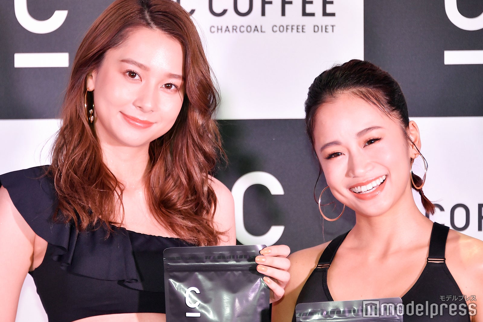 Niki、田辺莉咲子 （C）モデルプレス