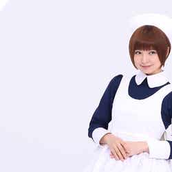 篠田麻里子/新CM「メンソレータムマリコ」篇メイキングショット