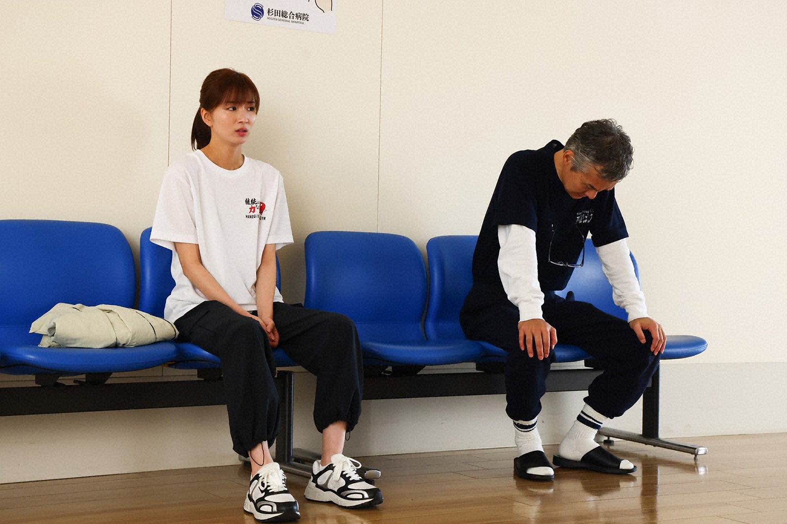 岡崎紗絵、渡部篤郎「あのクズを殴ってやりたいんだ」第9話（C）TBS