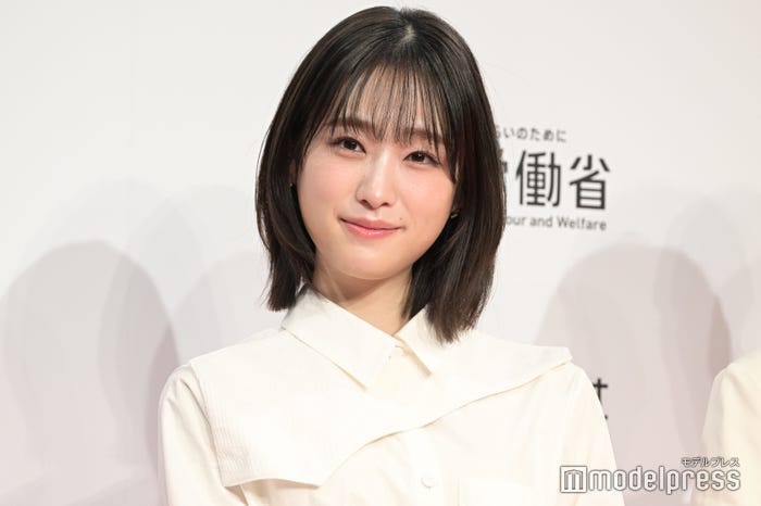 ボブヘアの高橋ひかる(C)モデルプレス