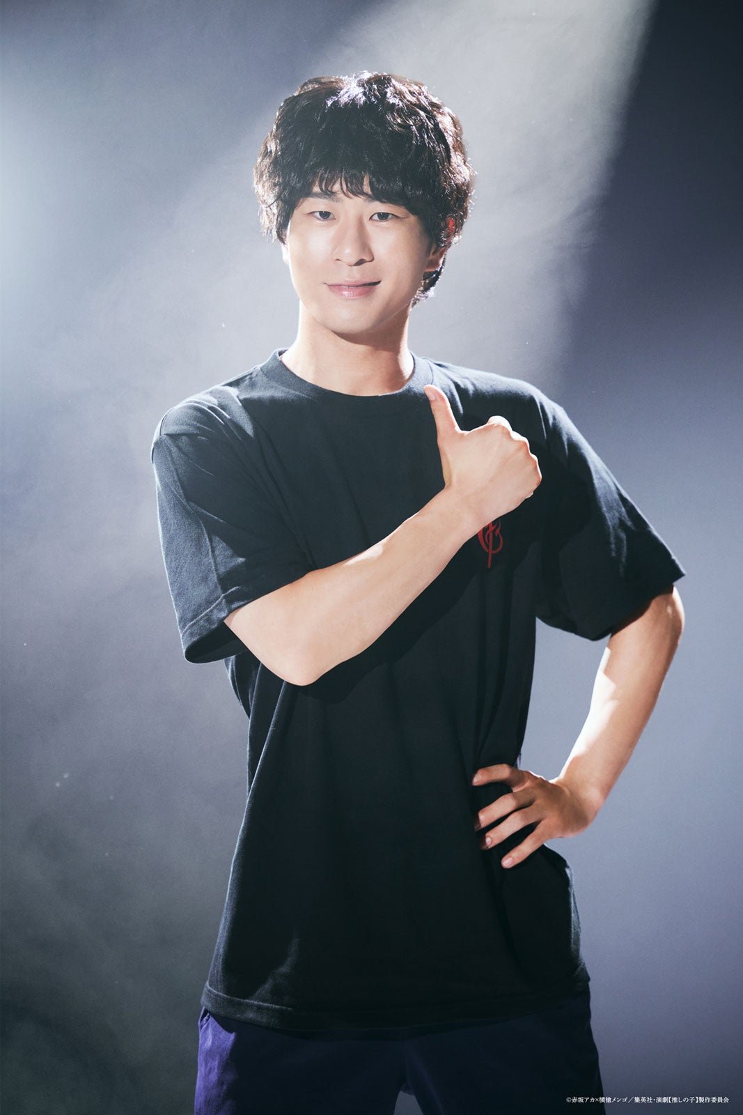 山中タンジ（劇団ララライ）役：寒川祥吾【推しの子】キャラクタービジュアル（C）赤坂アカ×横槍メンゴ／集英社・演劇【推しの子】製作委員会