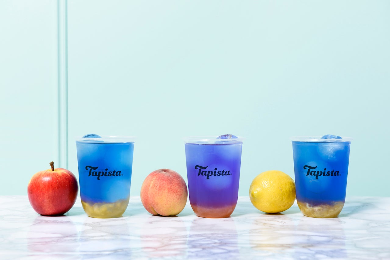 「オーロラフルーツティ」490円（税抜き）／画像提供：Tapista