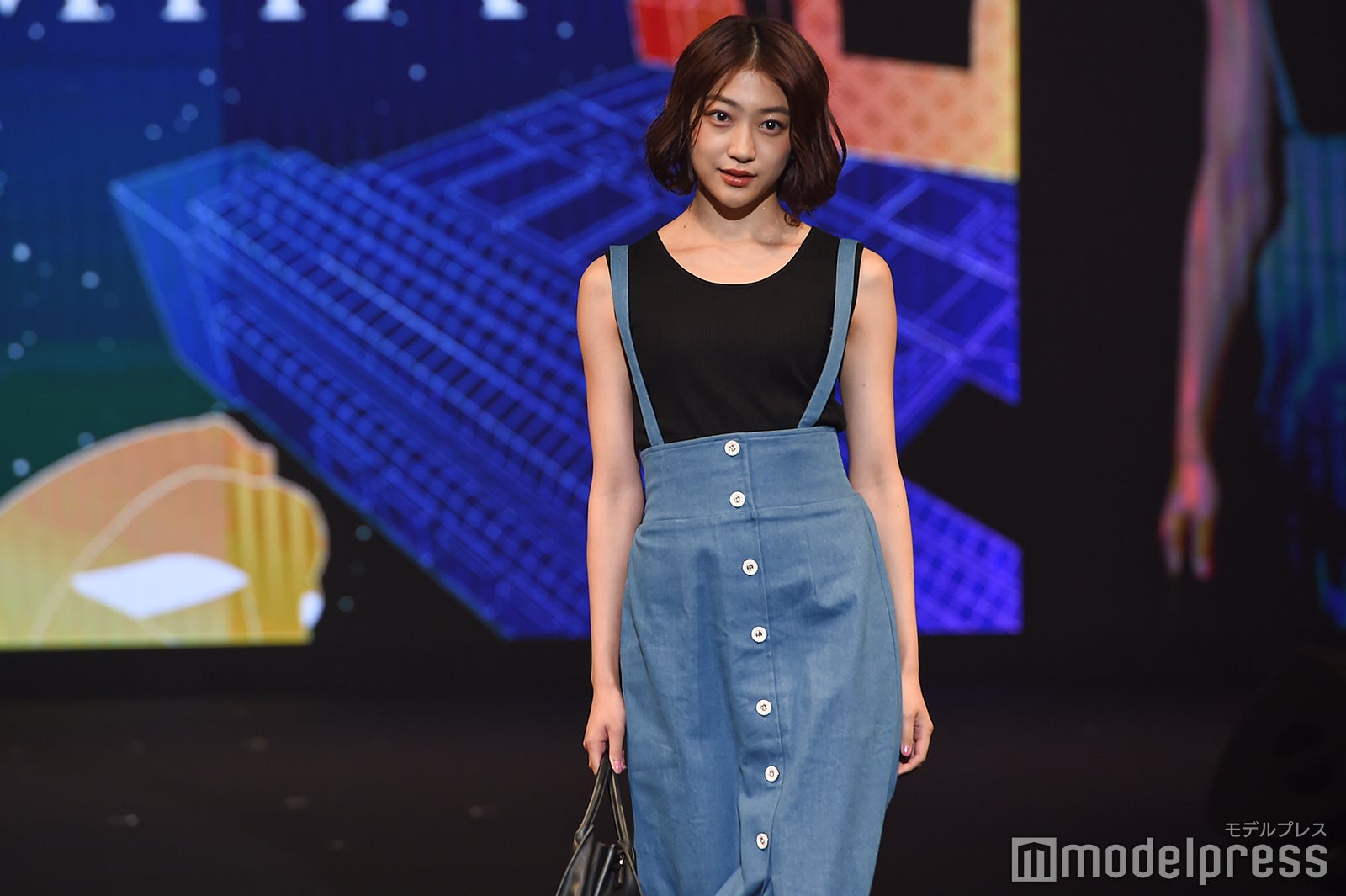 （C）モデルプレス