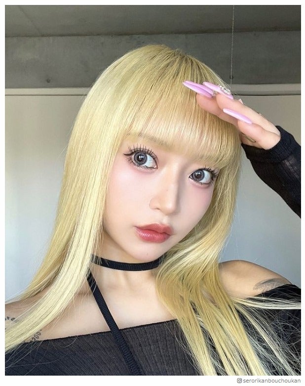 YouTuberコノリリ・コノミ、タトゥー際立つ肩出しSEXYショット公開で反響「全パーツ優勝」「彼氏さん？」