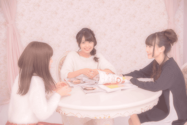 友達が減っちゃうかも 女子から 恋愛相談にのりたくない と思われる女の特徴 モデルプレス 友達が減っちゃうかも 女子から 恋愛相談にのりたくない と思われる女の特徴 モデルプレス