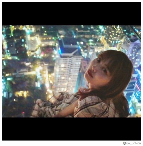 内田理央、上目遣いの“奇跡”の1枚公開　タイで幻想的な夜景ショットに「可愛すぎ」の声