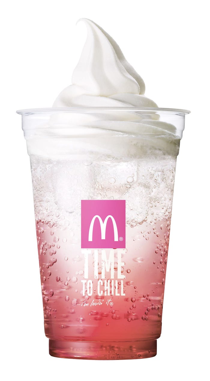 マックフロート さくらチェリー(無果汁) 250円(税込)/画像提供:日本マクドナルド株式会社
