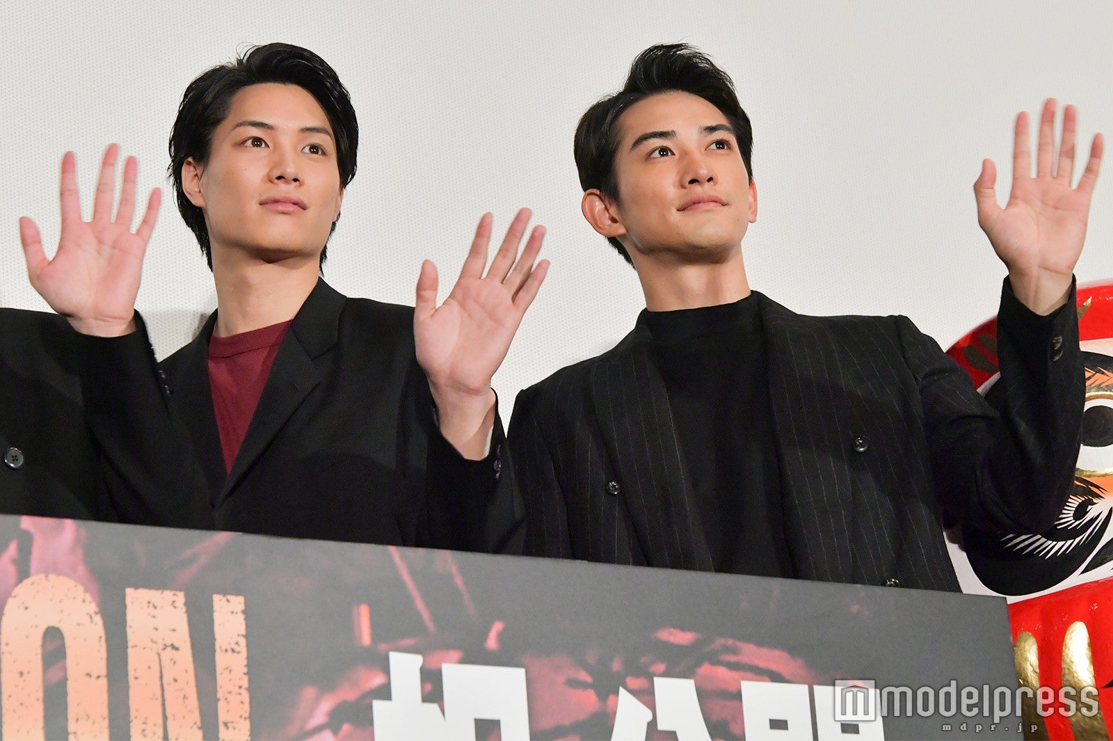 鈴木伸之、町田啓太（C）モデルプレス