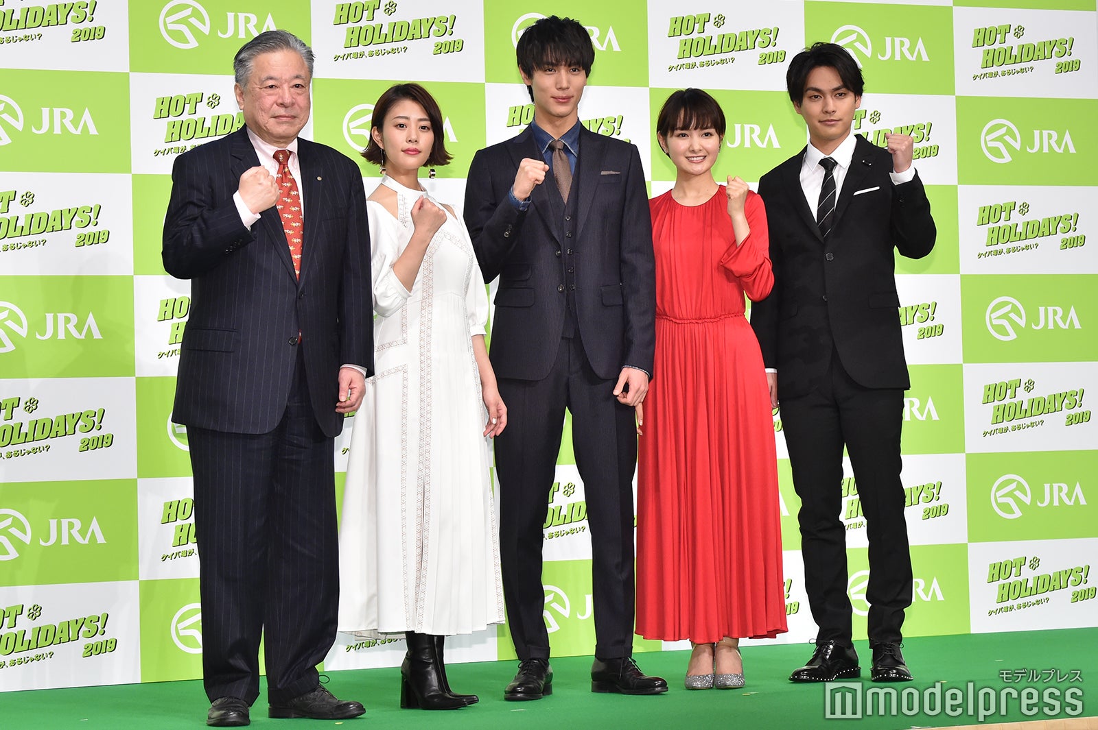 （左2番目から）高畑充希、中川大志、葵わかな、柳楽優弥（C）モデルプレス