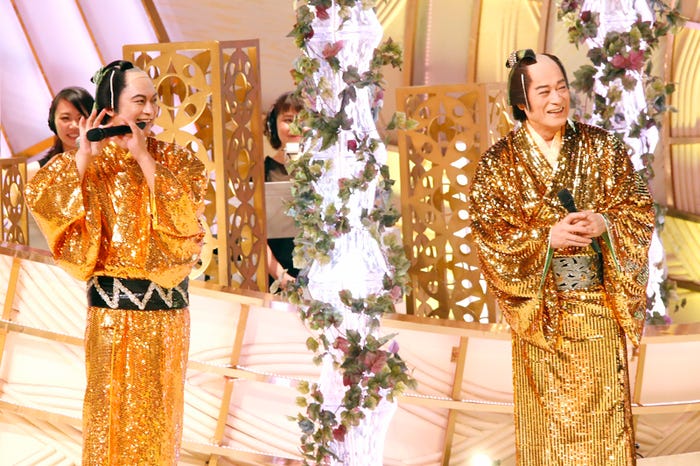 香取慎吾、松平健 (C)テレビ東京