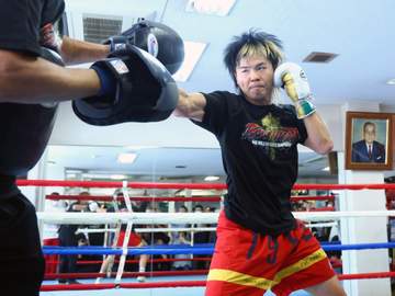「刺しにいく」那須川天心、井上拓真との再戦へパフォ“封印”「2度と手は回せない」葛西トレーナーも厳命「勝つことだけに集中」“ヌルヌル”新スタイルでKO狙う