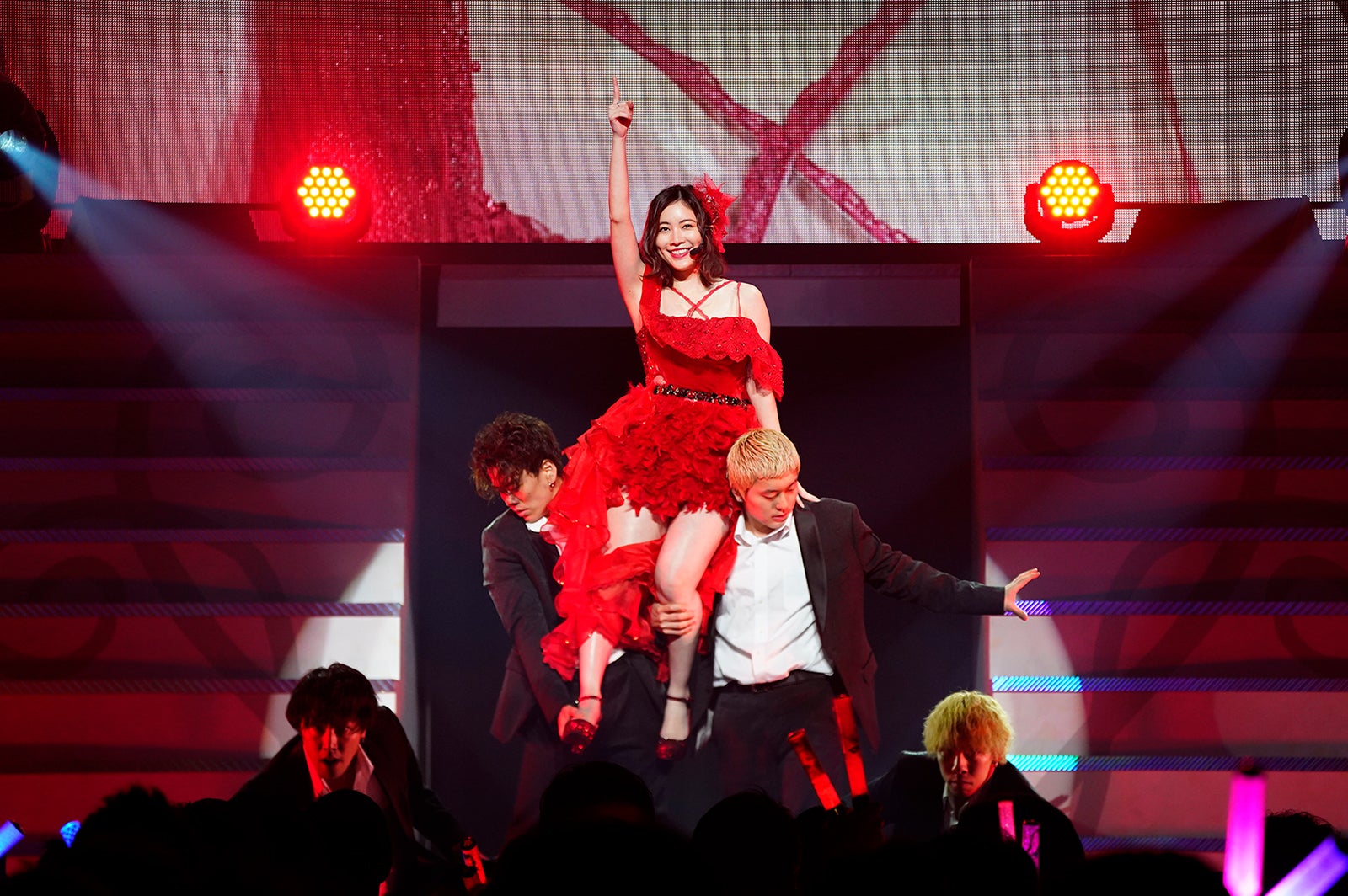 「AKB48グループリクエストアワーセットリストベスト 50 2020」（C）AKS